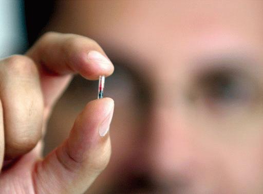 Microchip :Το Κογκρέσο δίνει το πράσινο φως να μπει σε άτομα με «νοητική υστέρηση»